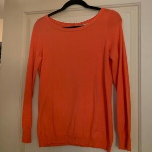 Banana republic sweater with back zipper accent